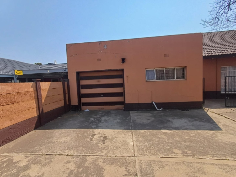 3 Bedroom Property for Sale in Stilfontein North West
